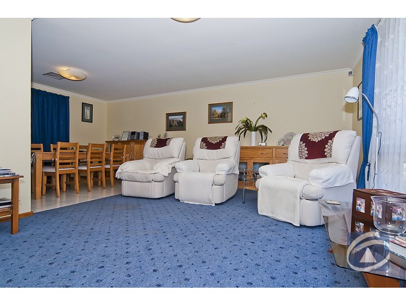 17 Chamberlain Rd, Willaston SA 5118