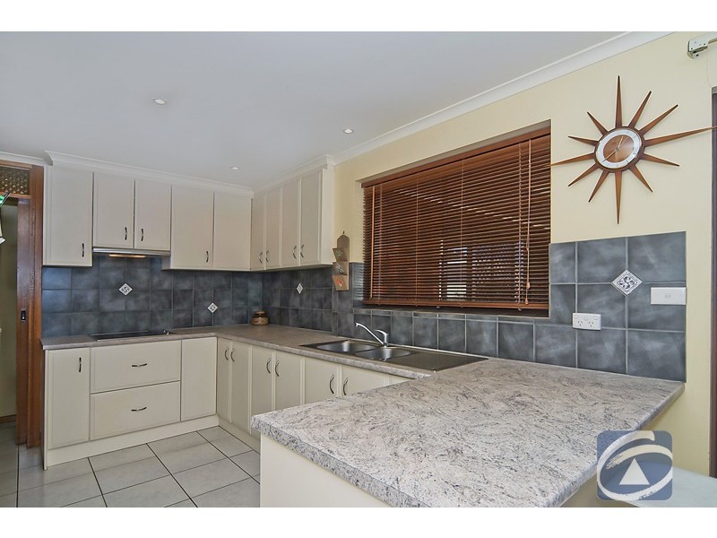 17 Chamberlain Rd, Willaston SA 5118