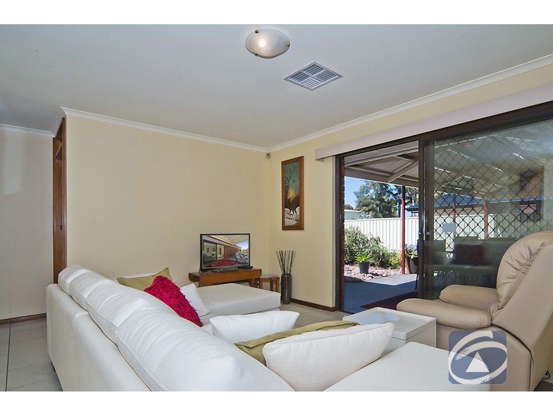 17 Chamberlain Rd, Willaston SA 5118