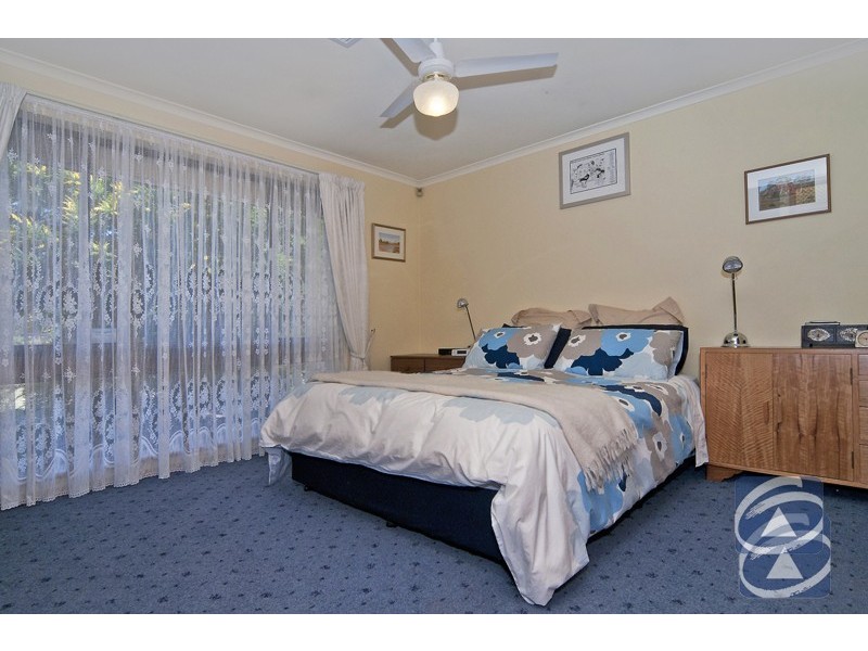 17 Chamberlain Rd, Willaston SA 5118