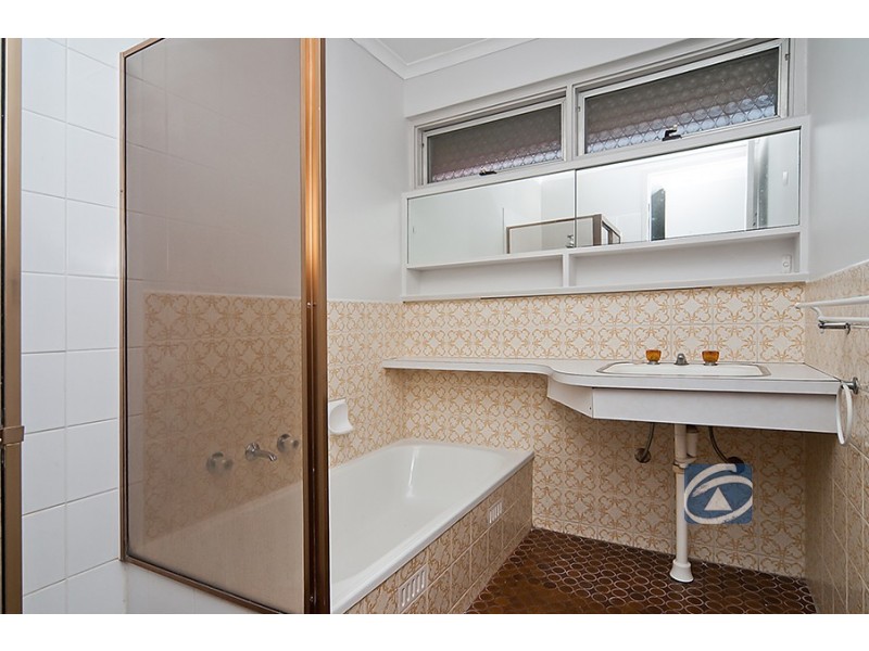 18 Mitchell Street, Parafield Gardens SA 5107