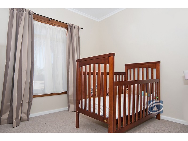 28 Karong Avenue, Brahma Lodge SA 5109