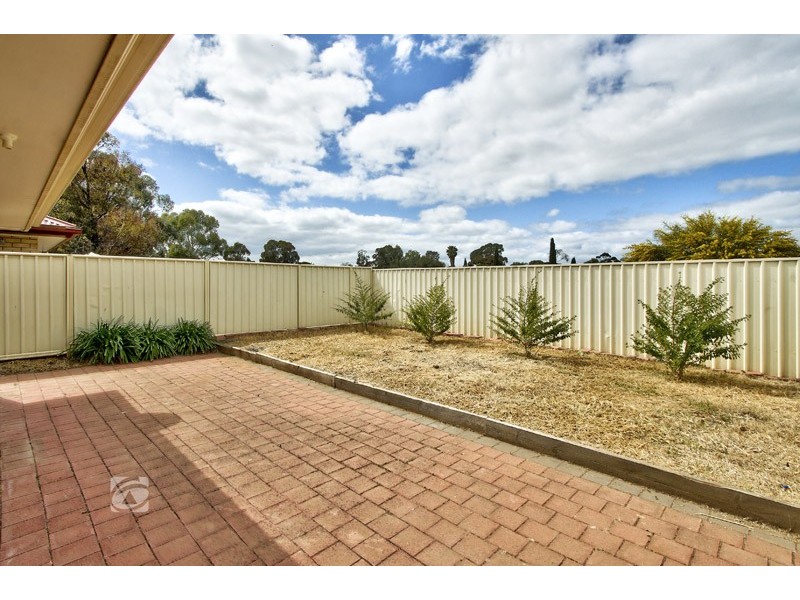 18 Graeber St, Smithfield SA 5114
