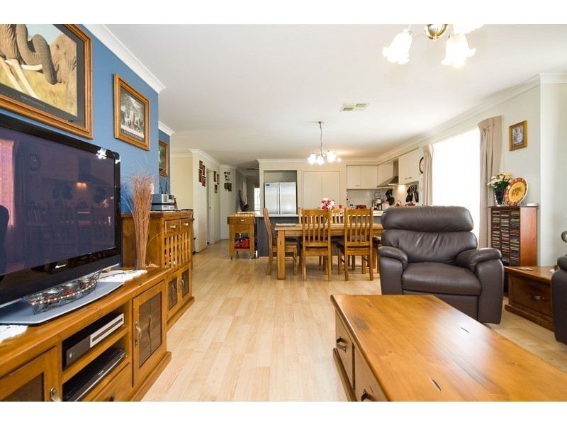 23 Graeber Road, Smithfield SA 5114