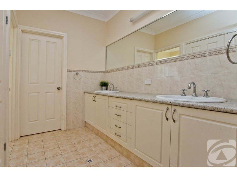 14 Third Street, Gawler South SA 5118