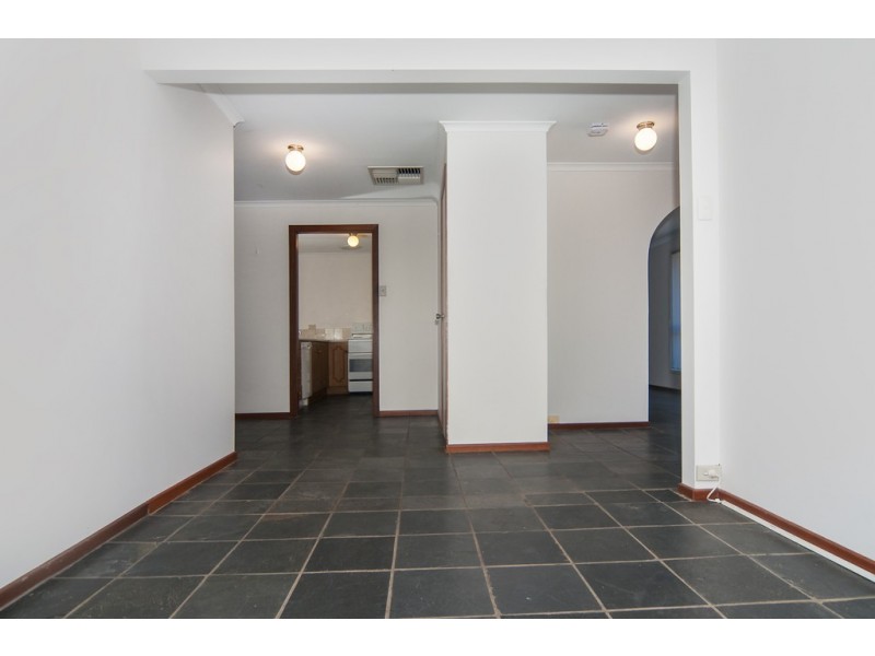 4 Smart Court, Evanston Park SA 5116