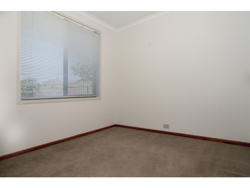 4 Smart Court, Evanston Park SA 5116