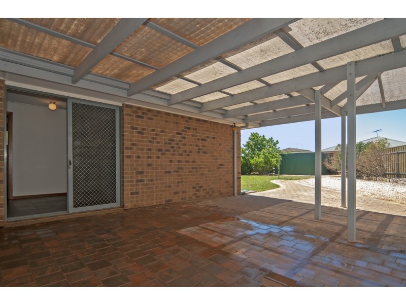 4 Smart Court, Evanston Park SA 5116