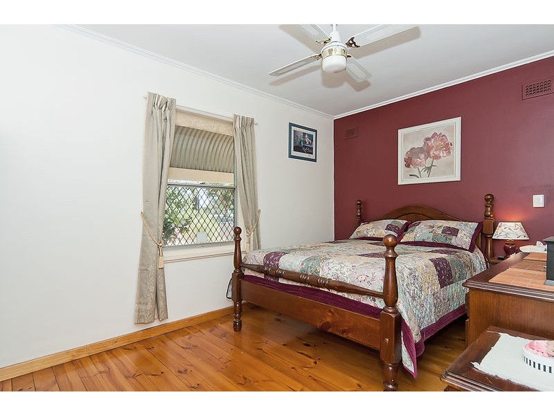 10 Lily Street, Blair Athol SA 5084