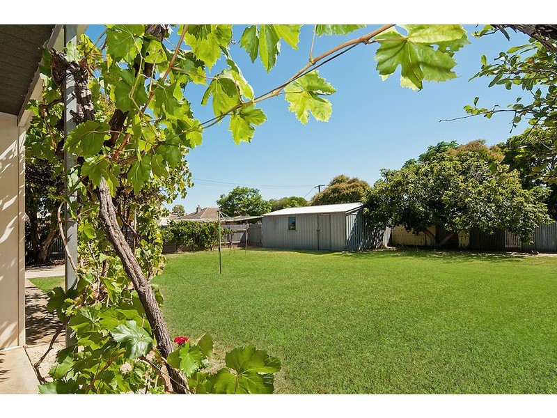 1 Aberdeen Crescent, Findon SA 5023