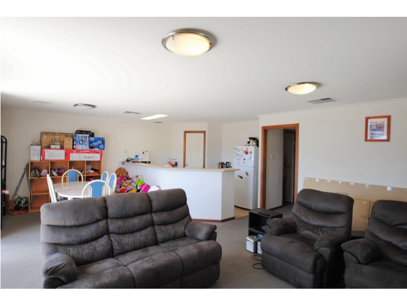 22 Potts Road, Evanston Park SA 5116