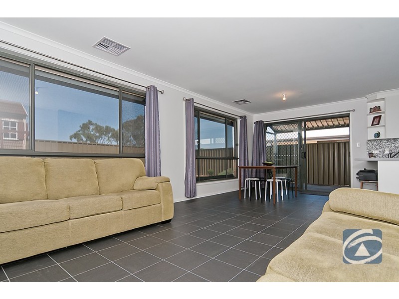 16 Dyson Street, Evanston SA 5116