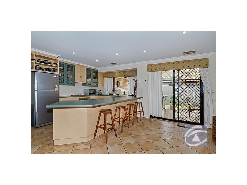 2 Gleeson Grove, Evanston Park SA 5116