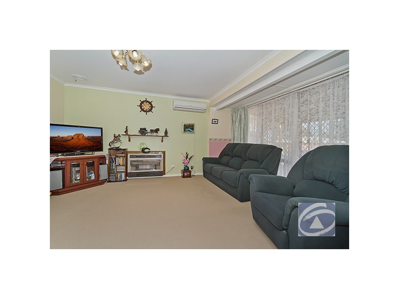 5 Wimborne Street, Elizabeth Downs SA 5113