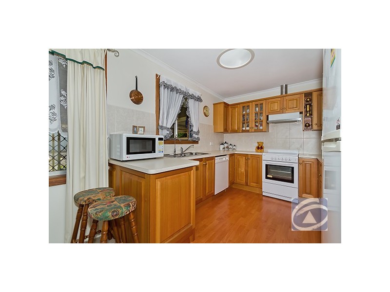 5 Wimborne Street, Elizabeth Downs SA 5113