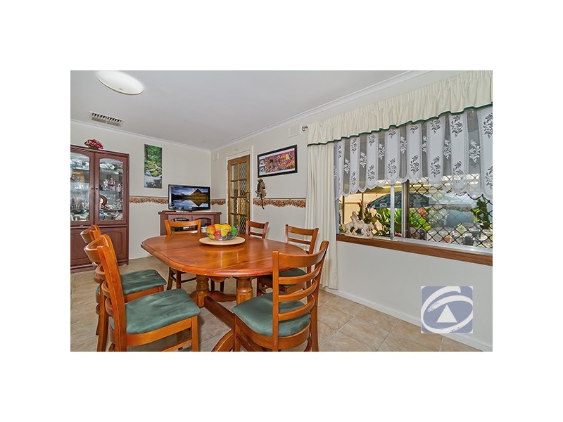 5 Wimborne Street, Elizabeth Downs SA 5113