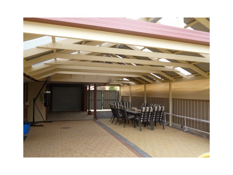 21 Gleeson Gve, Evanston Park SA 5116