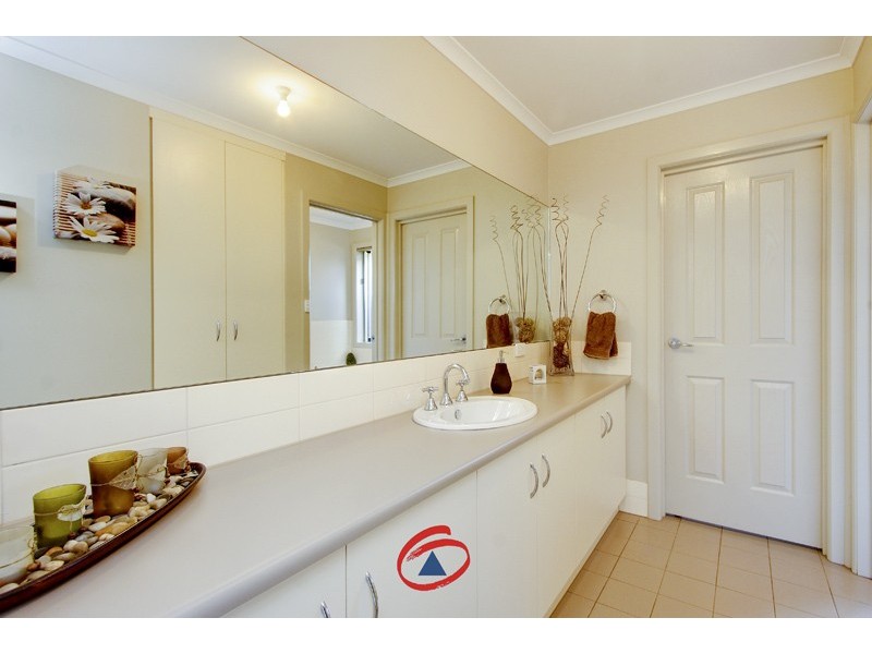 18 Orchard Drive, Evanston SA 5116