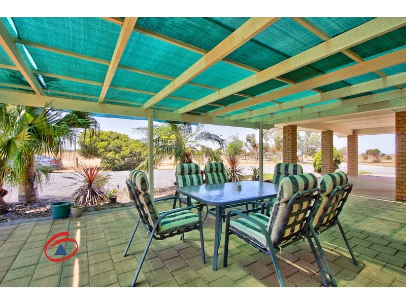 116 Hart Rd, Lower Light SA 5501