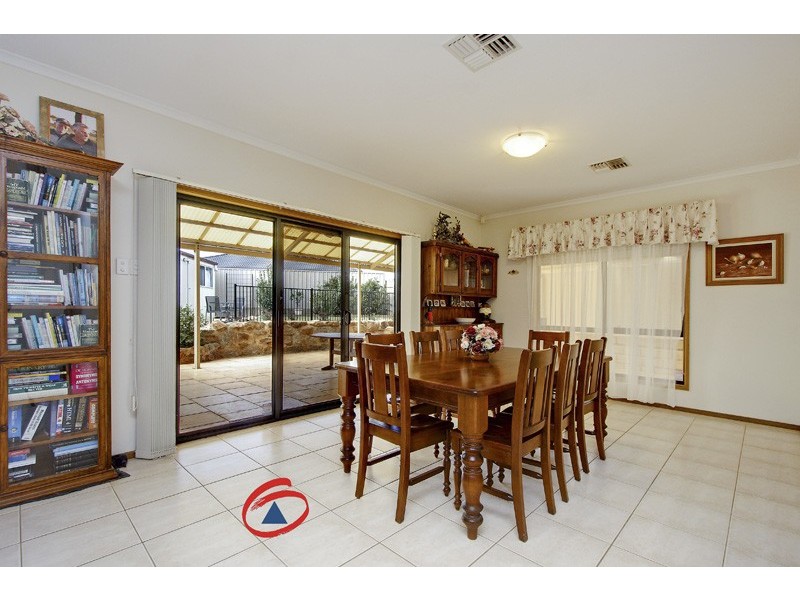 4 Netherby Avenue, Evanston Park SA 5116