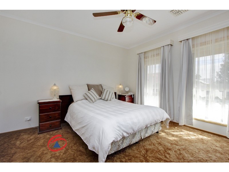 4 Netherby Avenue, Evanston Park SA 5116