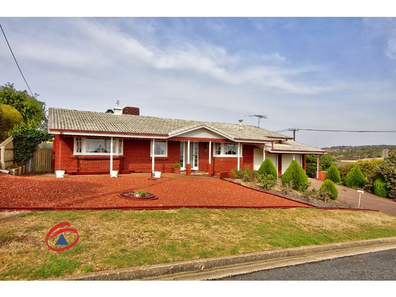 24 Mckinlay Avenue, Gawler East SA 5118