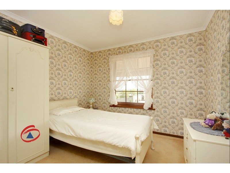 24 Mckinlay Avenue, Gawler East SA 5118