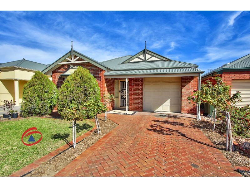 37 Sheaoak Drive, Mawson Lakes SA 5095