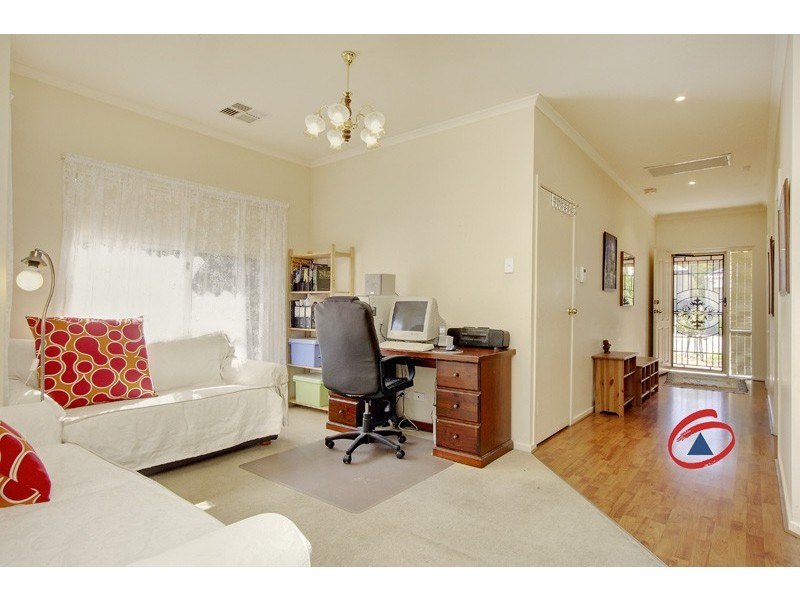 37 Sheaoak Drive, Mawson Lakes SA 5095