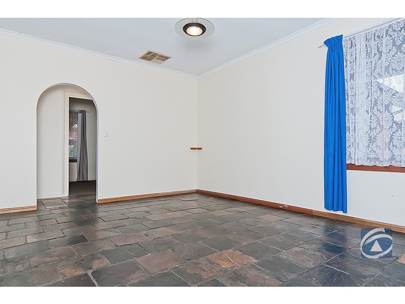 24 Wasley Street, Elizabeth Downs SA 5113