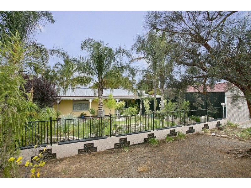 13 Malcolm Street, Hamley Bridge SA 5401