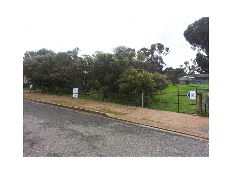 4 Ninth Street, Snowtown SA 5520