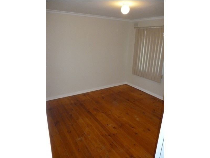 6 Bacton St, Evanston SA 5116