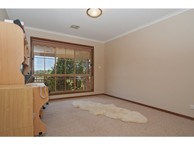 25 Borodino Court, Greenwith SA 5125