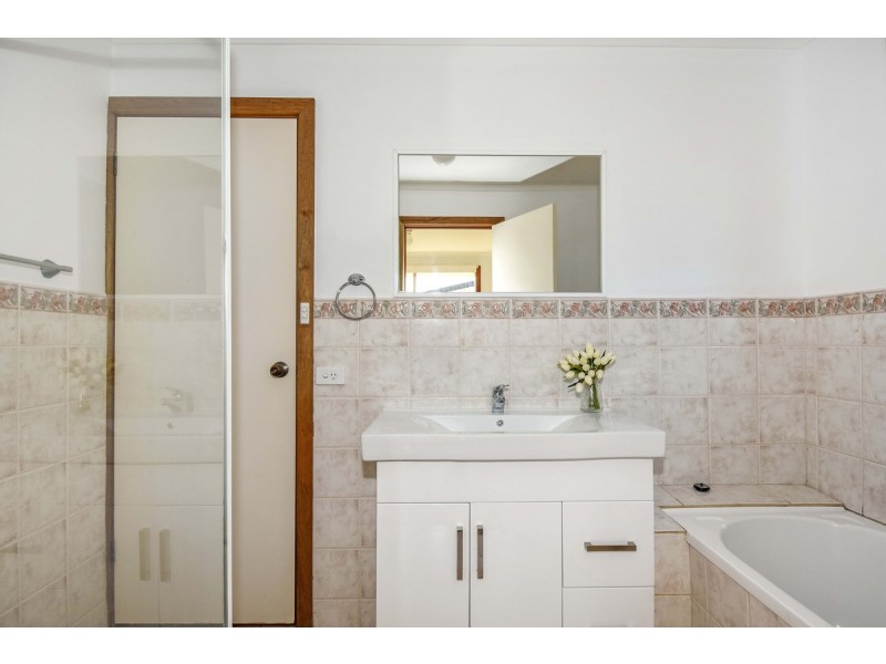 3 Banff Street, Burton SA 5110