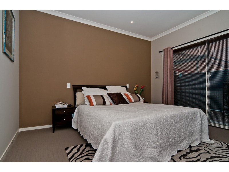 17 lodge way, Blakeview SA 5114