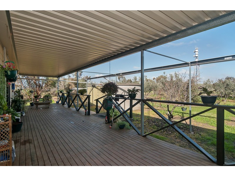 18 Tower Road (off Gawler River Road), Lewiston SA 5501