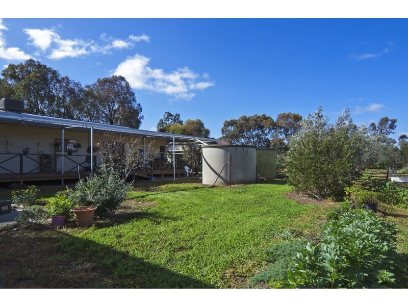 18 Tower Road (off Gawler River Road), Lewiston SA 5501