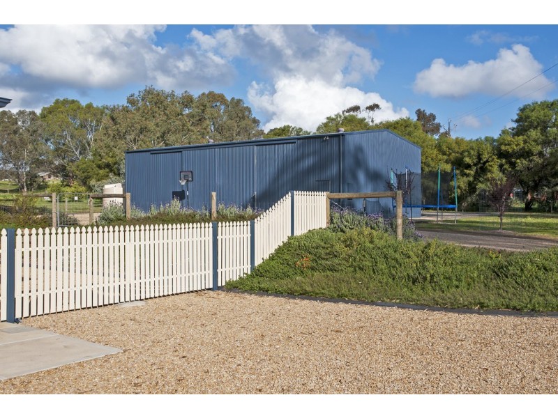 189 Cockatoo Lane, Cockatoo Valley SA 5351