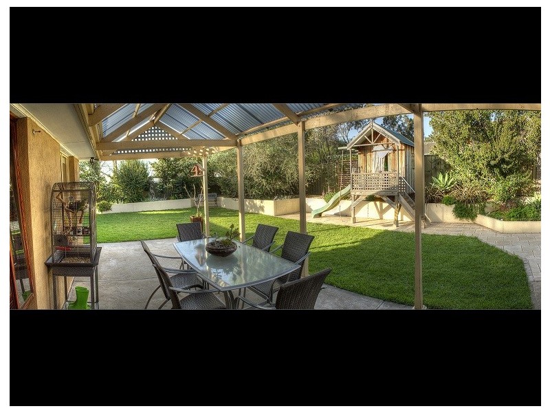 2 Churchman Crt, Gawler East SA 5118