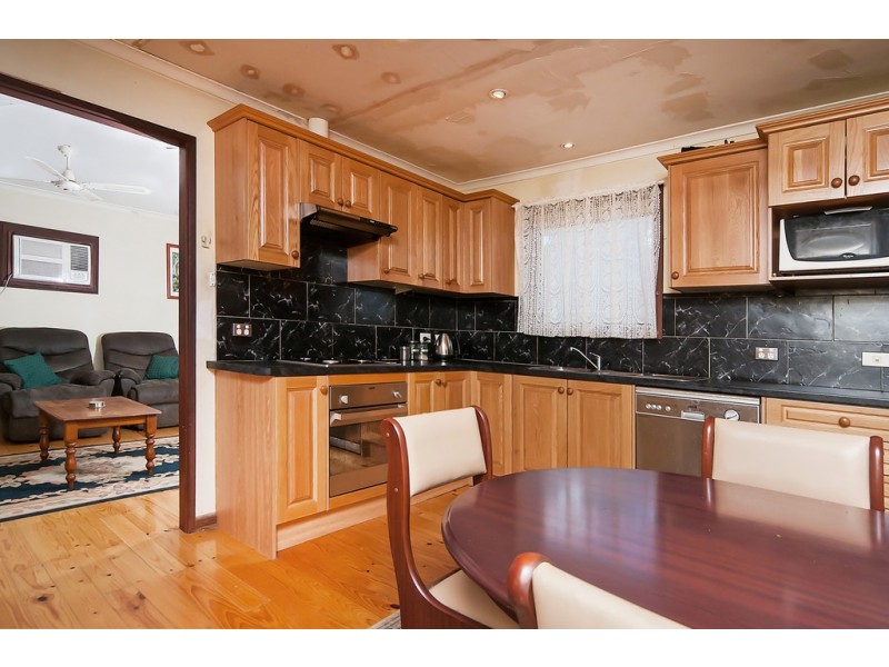 7 Nyenna Court, Munno Para SA 5115