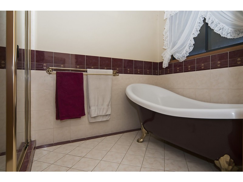 86 Frost Road, Lower Light SA 5501