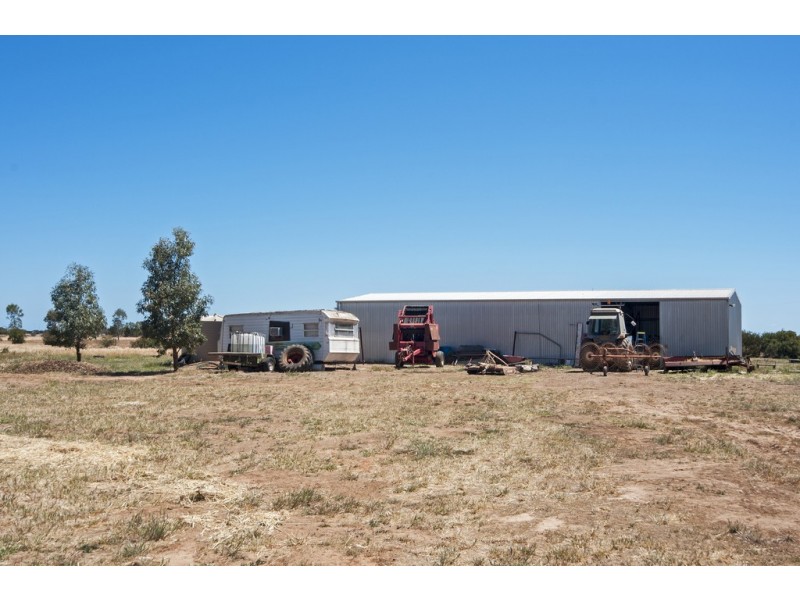 86 Frost Road, Lower Light SA 5501