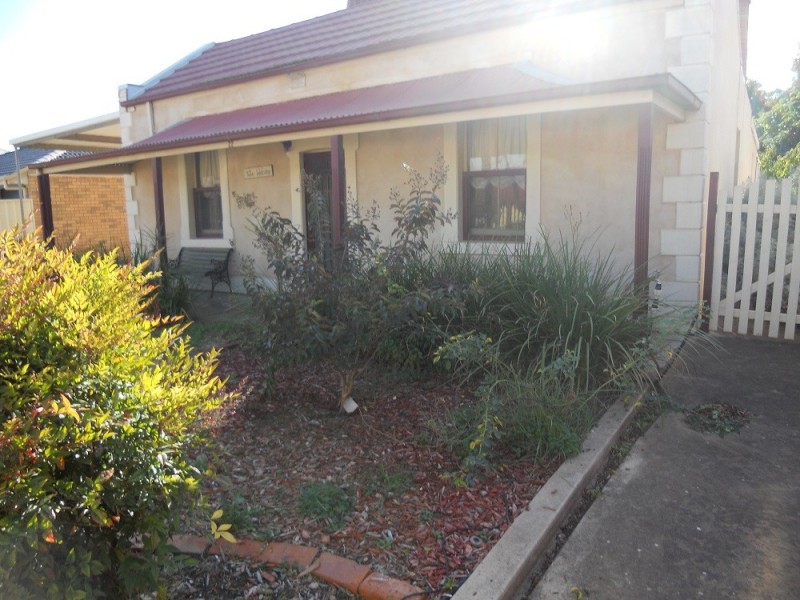 22 Paxton St, Willaston SA 5118