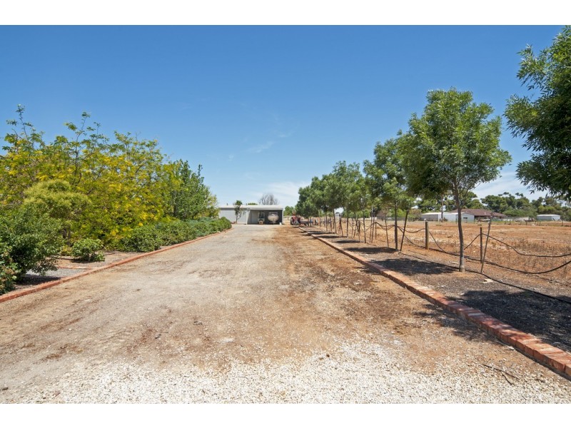 374 Angle Vale Road, Hillier SA 5116