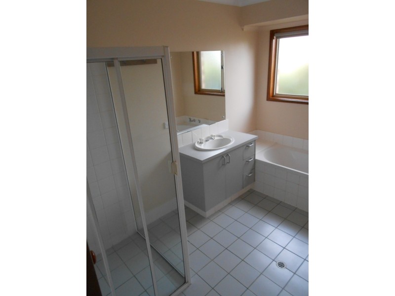 .4 Churchman crt, Gawler East SA 5118