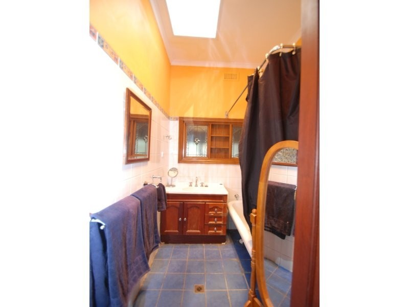 172 Churchill Rd, Prospect SA 5082