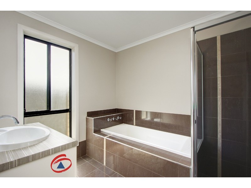 16 Vitorio Road, Munno Para West SA 5115