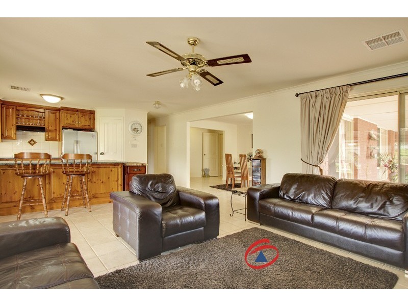 29 Selway Place, Evanston Park SA 5116