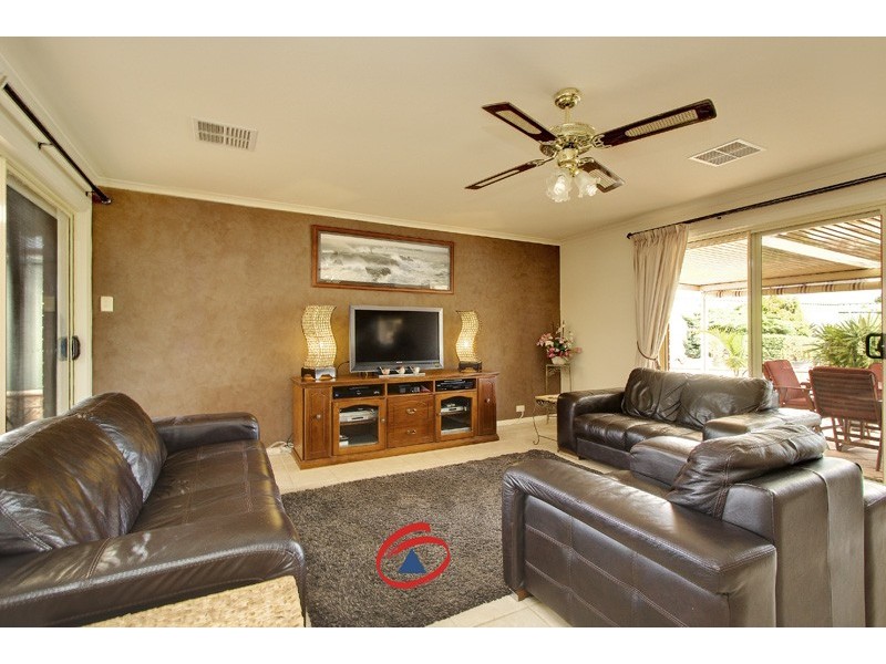 29 Selway Place, Evanston Park SA 5116